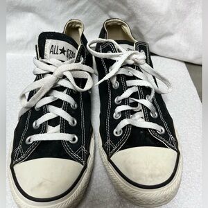 Black and white converse